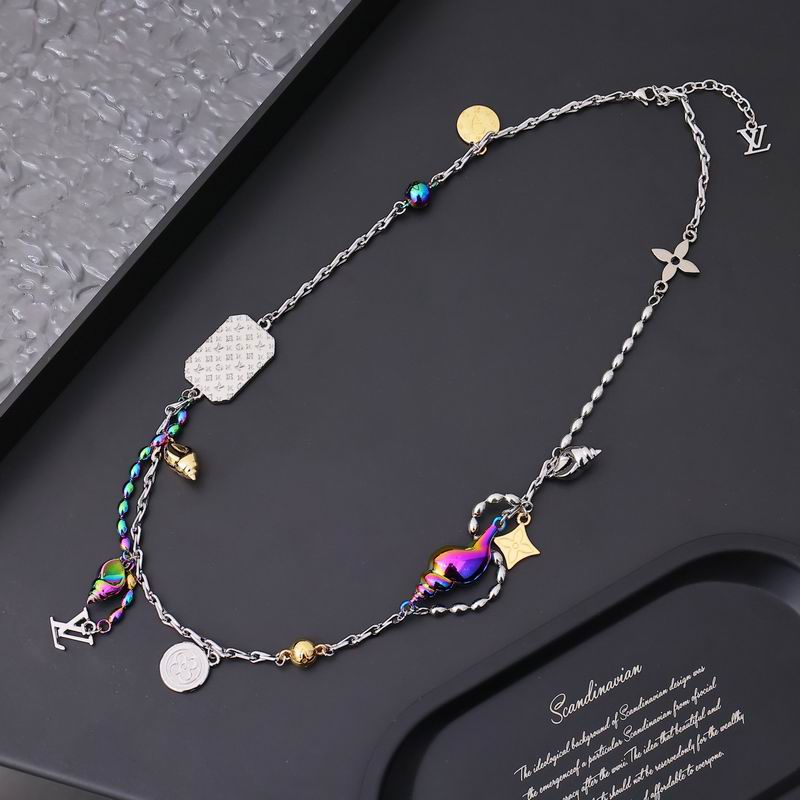 LV Necklace 03lyr408